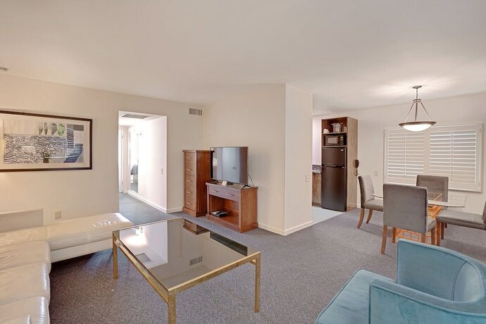 Imagen general del Hotel Inndulge -- A Modern Gay Men\'s Resort. Foto 14