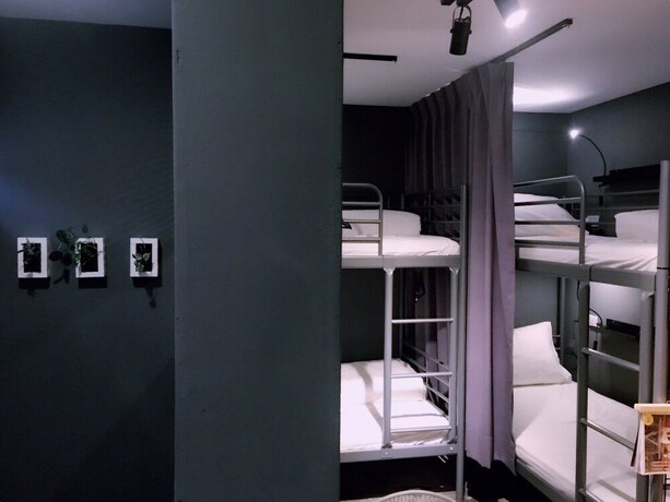 Imagen de la habitación del Hotel Inner Place. Foto 17