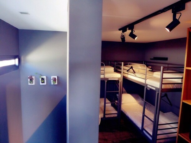 Imagen de la habitación del Hotel Inner Place. Foto 33