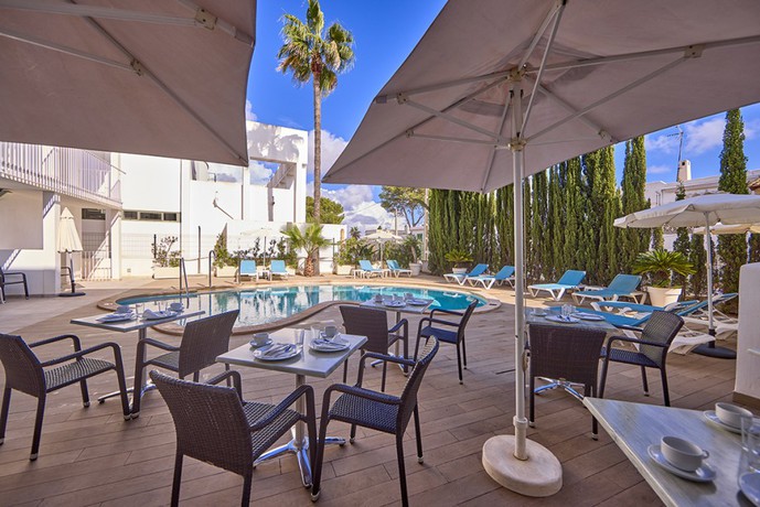 Imagen del bar/restaurante del Hotel Inner Rupit - Adults Only. Foto 6