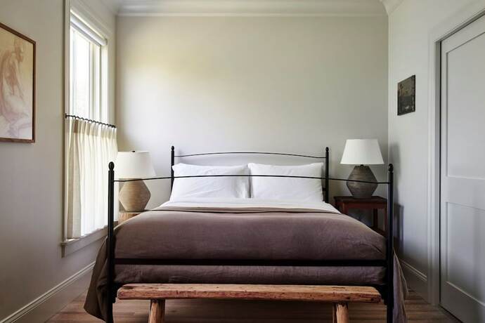 Imagen de la habitación del Hotel Inness. Foto 15