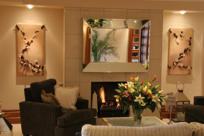 Imagen de los interiores del Hotel Innisfallen. Foto 7