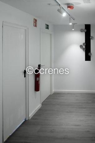 Imagen de la habitación del Hotel Innova Spaces Alicante. Foto 18