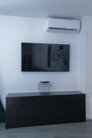 Imagen de la habitación del Hotel Innova Spaces Alicante. Foto 19