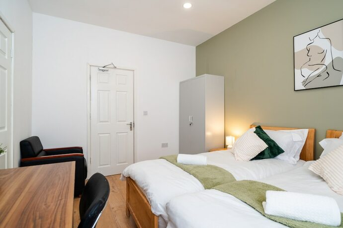 Imagen de la habitación del Hotel Innovation House. Foto 15