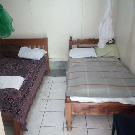 Imagen de la habitación del Hotel Inns Lodge. Foto 8