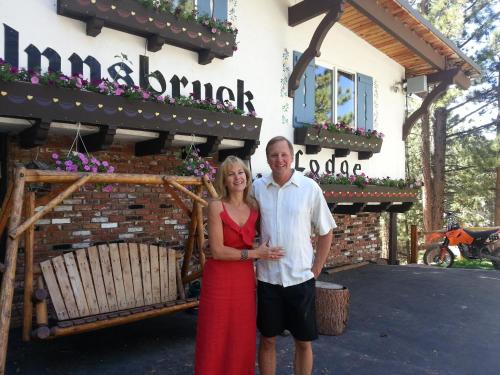 Imagen de los exteriores del Hotel Innsbruck Lodge. Foto 8