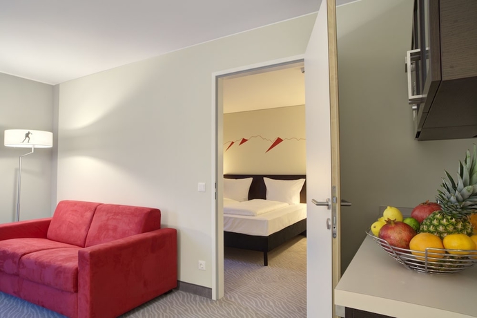 Imagen de la habitación del Hotel Innsbruck Tivoli. Foto 8