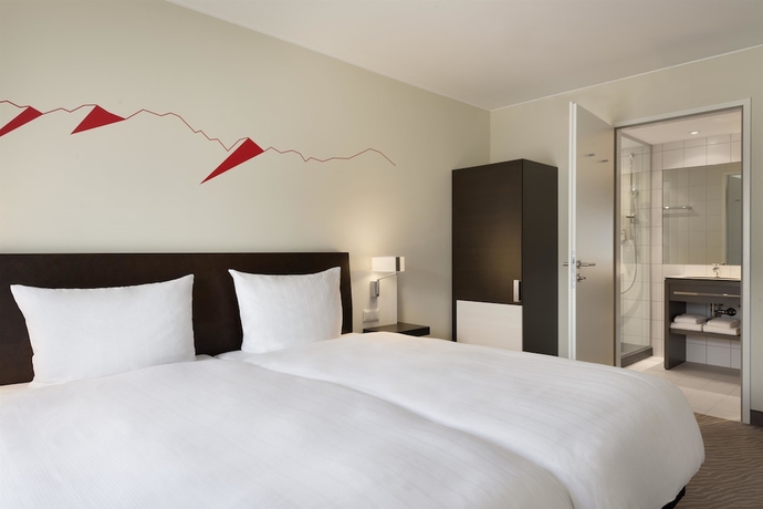 Imagen de la habitación del Hotel Innsbruck Tivoli. Foto 13