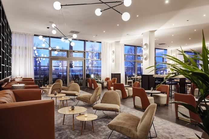 Imagen del bar/restaurante del Hotel Innside By Melia Bremen. Foto 4