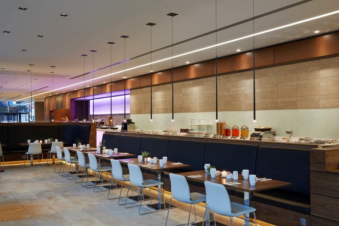 Imagen del bar/restaurante del Hotel Innside By Meliá Manchester. Foto 7