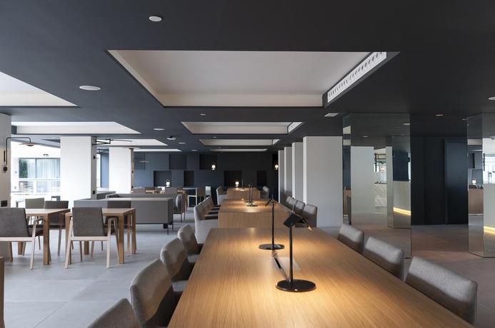 Imagen de los interiores del Hotel Innside By Meliá Palma Bosque. Foto 17