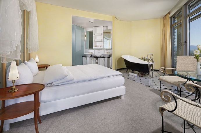 Imagen de la habitación del Hotel Innside Frankfurt Eurotheum. Foto 7