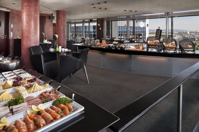 Imagen del bar/restaurante del Hotel Innside Frankfurt Eurotheum. Foto 5