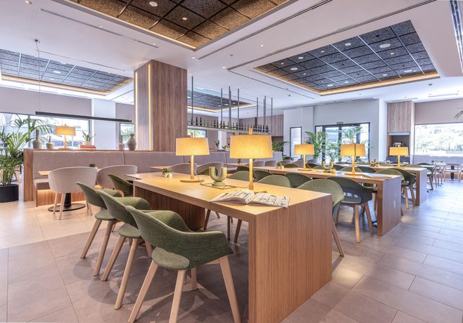 Imagen de los interiores del Hotel Innside Valencia Oceanic. Foto 11