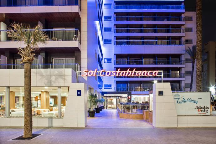 Imagen de los exteriores del Hotel Innside by Meliá Costablanca. Foto 14