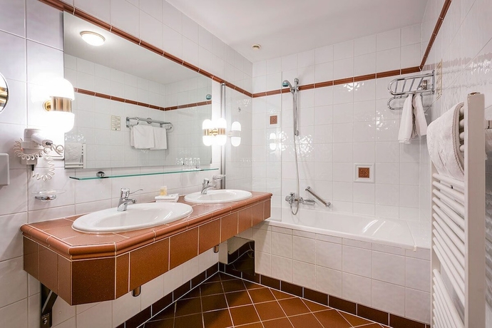 Imagen de la habitación del Hotel Inntaler Hof. Foto 3