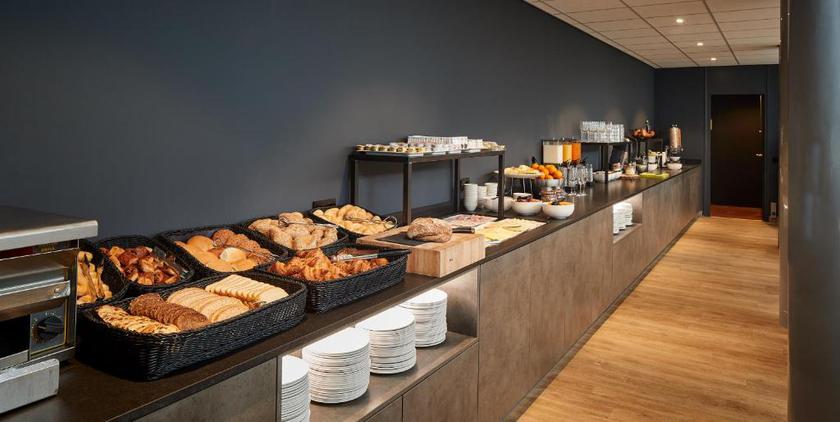 Imagen del bar/restaurante del Hotel Inntel Hotels Amsterdam Centre. Foto 4