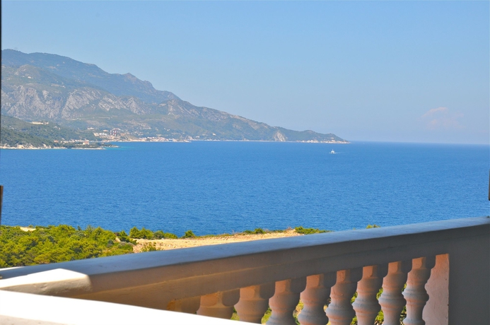 Imagen de la habitación del Hotel Ino Village. Foto 4