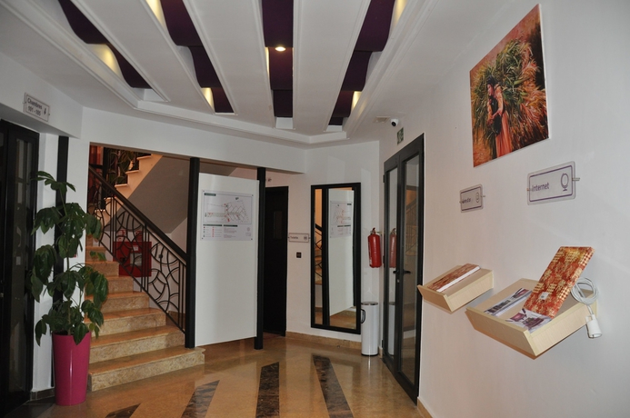 Imagen de los interiores del Hotel Inou. Foto 17