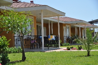 Imagen de la piscina del Hotel Inova Beach. Foto 17