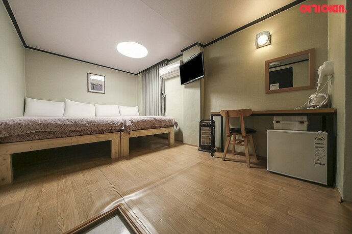 Imagen de la habitación del Hotel Insadong R Guesthouse. Foto 17