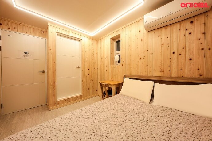 Imagen de la habitación del Hotel Insadong R Guesthouse. Foto 19