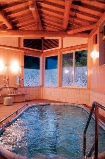 Imagen de los interiores del Hotel Insen Jikagensen Kakenagashi No Hito Kannon Onsen. Foto 9