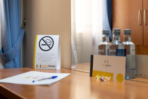 Imagen de la habitación del Hotel InsideHome Zaravencia Plaza Mayor. Foto 17