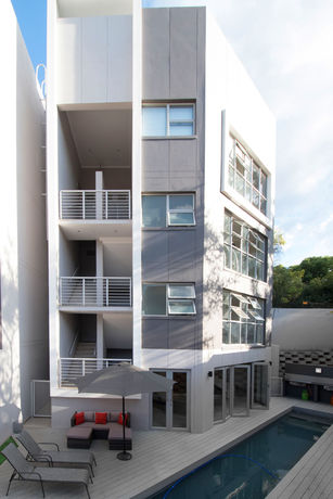 Imagen de los exteriores del Hotel Insignia Luxury Apartments. Foto 5