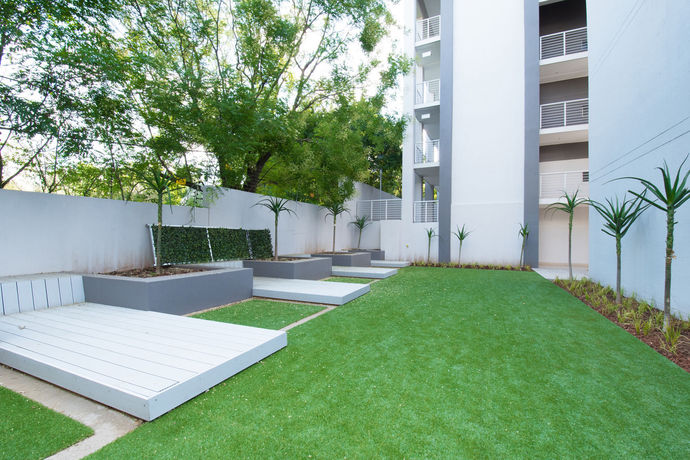 Imagen de la piscina del Hotel Insignia Luxury Apartments. Foto 16
