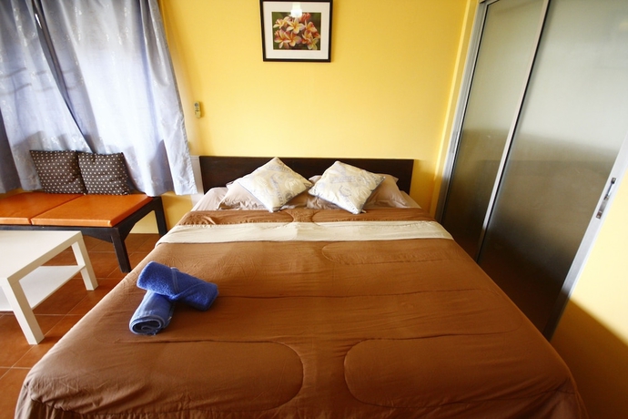 Imagen de la habitación del Hotel Insook Ko Larn Guesthouse. Foto 7