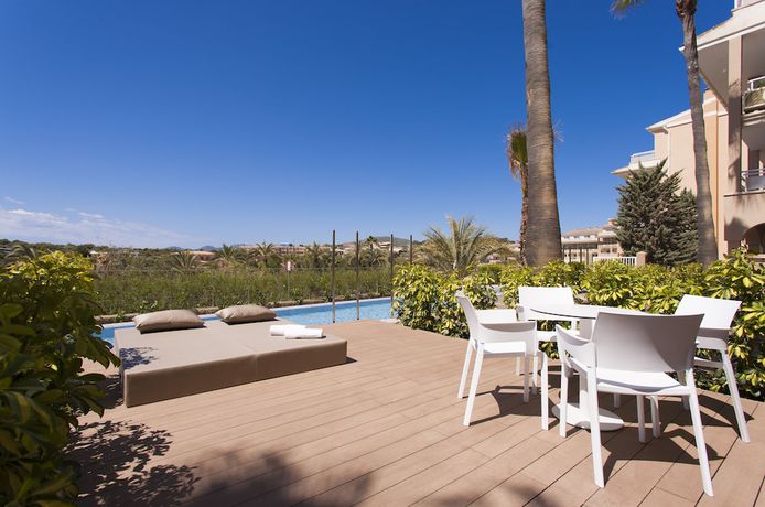 Imagen de la habitación del Hotel Insotel Club Cala Mandia. Foto 27