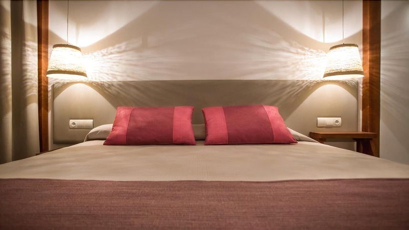 Imagen de la habitación del Hotel Insotel Club Tarida Playa. Foto 17