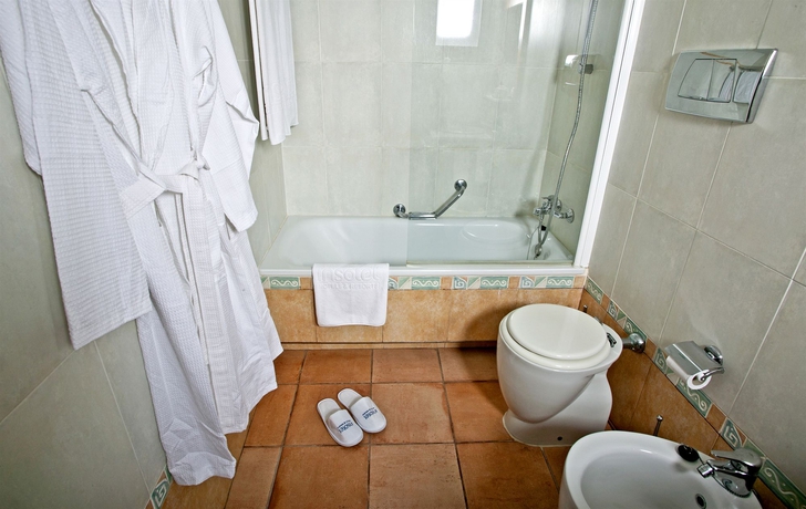 Imagen de la habitación del Hotel Insotel Formentera Playa. Foto 6