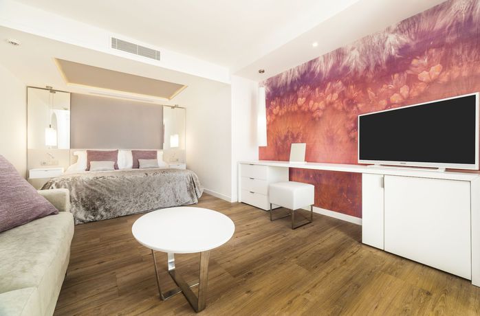 Imagen de la habitación del Hotel Insotel Tarida Beach Sensatori Resort. Foto 3