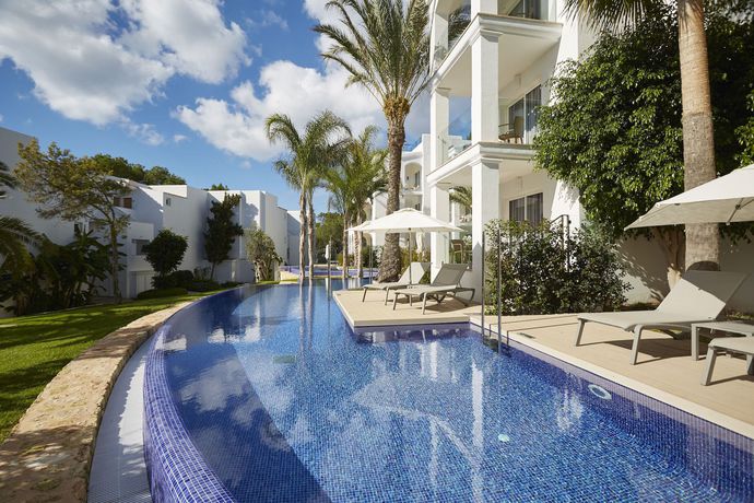 Imagen de la piscina del Hotel Insotel Tarida Beach Sensatori Resort. Foto 16