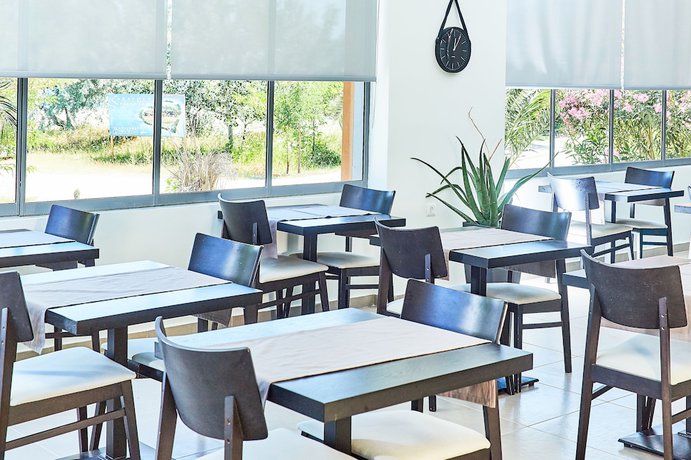 Imagen del bar/restaurante del Hotel Inspira Boutique -Adults Only. Foto 5