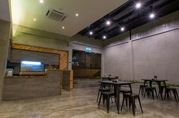 Imagen del bar/restaurante del Hotel Insta. Foto 2