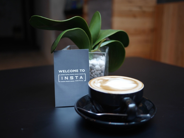 Imagen del bar/restaurante del Hotel Insta. Foto 3