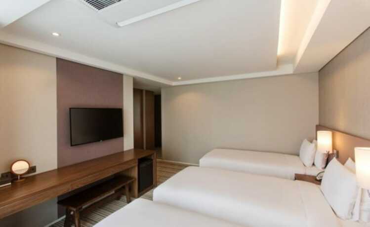 Imagen de la habitación del Hotel Instay. Foto 13