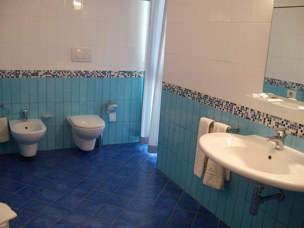 Imagen de la habitación del Hotel Insteia. Foto 18