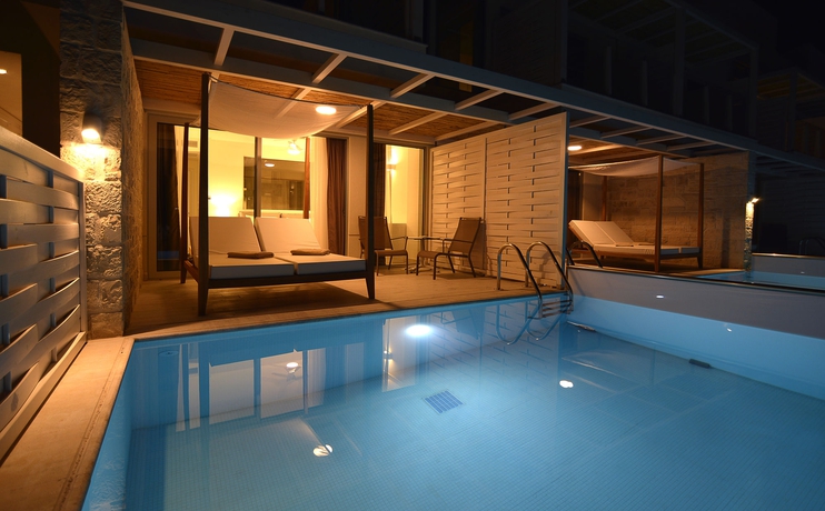 Imagen de los exteriores del Hotel Insula Alba Resort and Spa. Foto 14