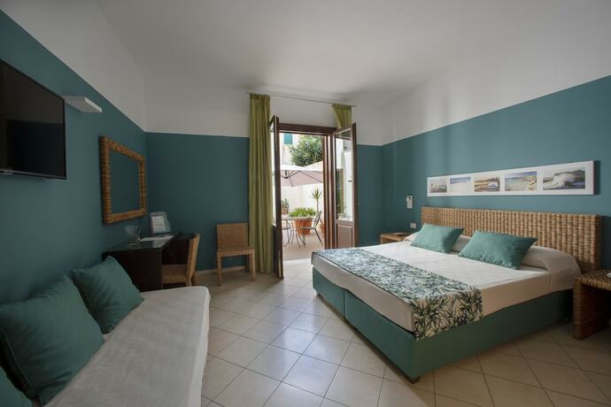 Imagen general del Hotel Insula, Favignana. Foto 16