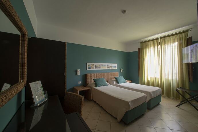 Imagen de la habitación del Hotel Insula, Favignana. Foto 19