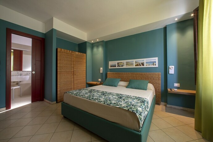 Imagen de la habitación del Hotel Insula, Favignana. Foto 22