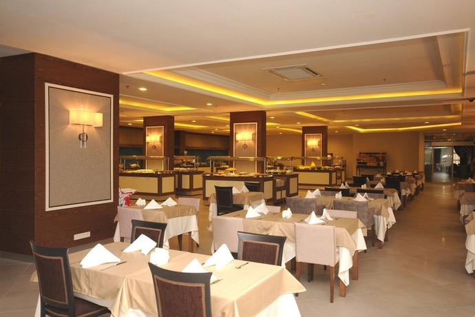 Imagen general del Hotel Insula Resort and Spa - All Inclusive. Foto 9