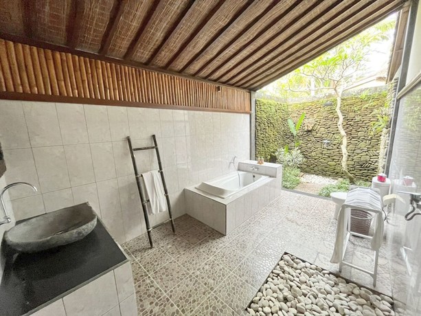 Imagen de la habitación del Hotel Intan Villa and Suite Ubud. Foto 8