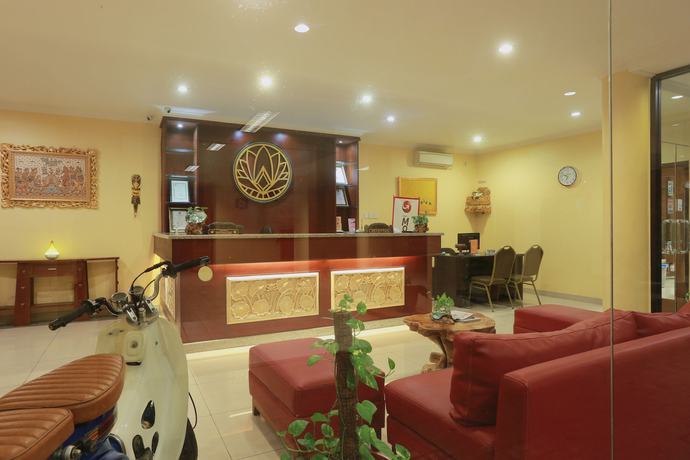 Imagen de los interiores del Hotel Intansari. Foto 16