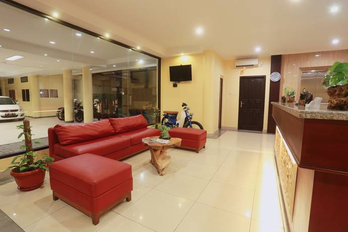 Imagen de los interiores del Hotel Intansari. Foto 18